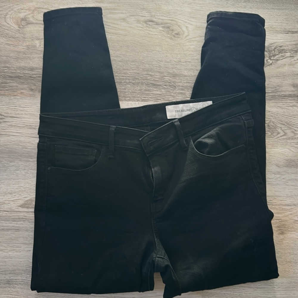 Black Jeans